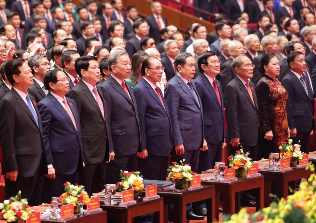 Tổng Bí thư Tô Lâm, nguyên Tổng Bí thư Nông Đức Mạnh và các đồng chí Lãnh đạo, nguyên Lãnh đạo Đảng, Nhà nước... tham dự Đại hội - Ảnh: VGP/Nhật Bắc Tổng Bí thư Tô Lâm, nguyên Tổng Bí thư Nông Đức Mạnh và các đồng chí Lãnh đạo, nguyên Lãnh đạo Đảng, Nhà nước... tham dự Đại hội - Ảnh: VGP/Nhật Bắc