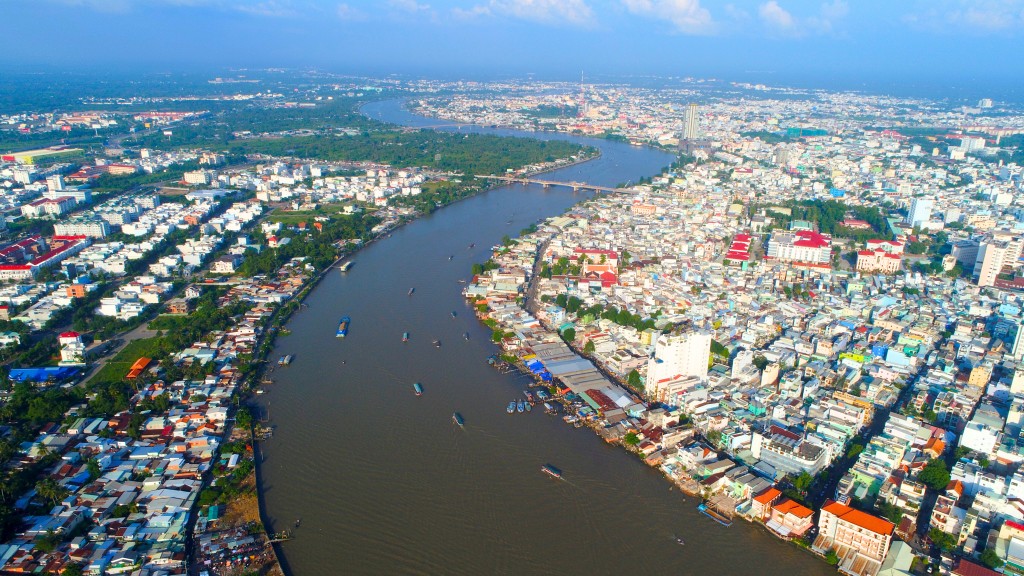 Toàn cảnh trung tâm TP Cần Thơ nhìn từ trên cao, đô thị hiện đại bên dòng sông Hậu