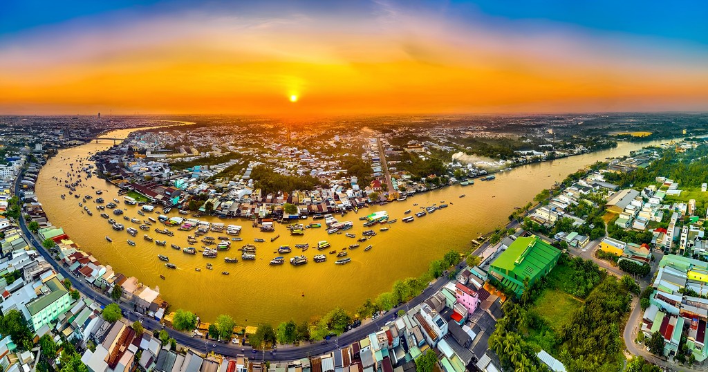 Chợ nổi Cái Răng - biểu tượng văn hóa, du lịch sông nước