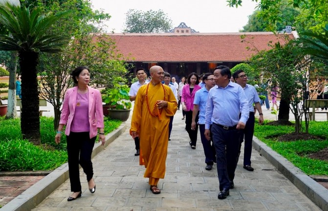 Coi văn hóa và con người là nguồn lực nội sinh cho phát triển Thủ đô