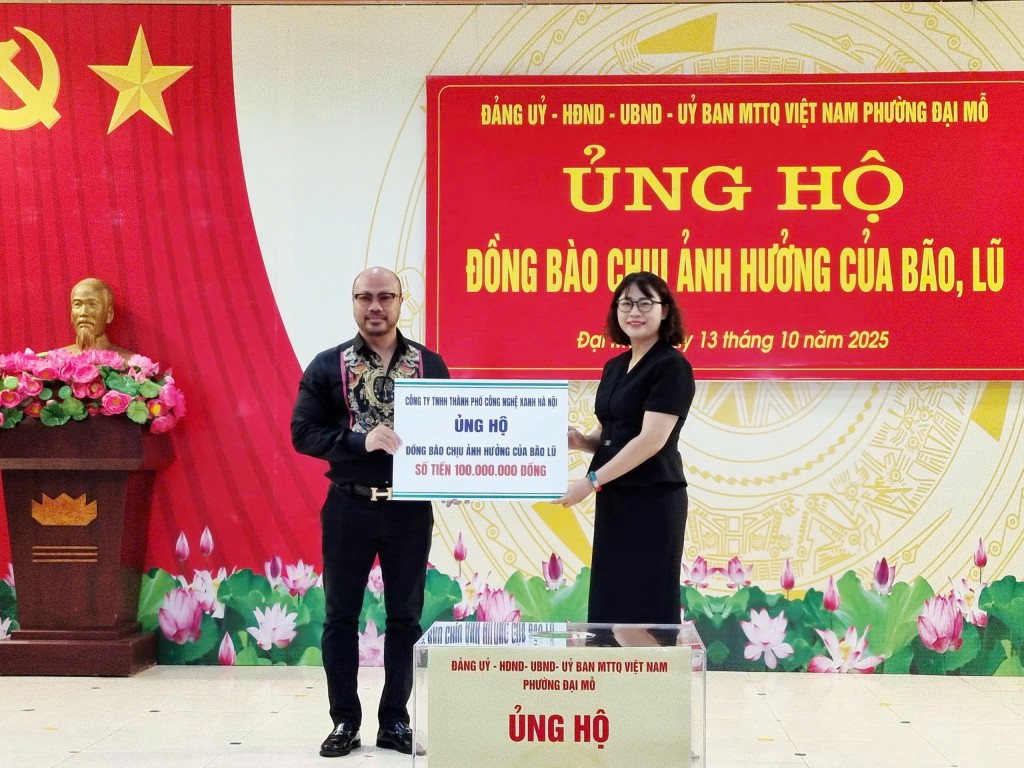 Ủy ban MTTQ Việt Nam phường Đại Mỗ tiếp nhận ủng hộ từ các cơ quan, đơn vị trên địa bàn phường