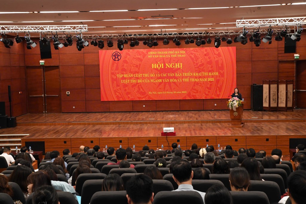 Hội nghị có sự tham gia của đông đảo các cán bộ, công chức văn hóa trên địa bàn thành phố Hà Nội