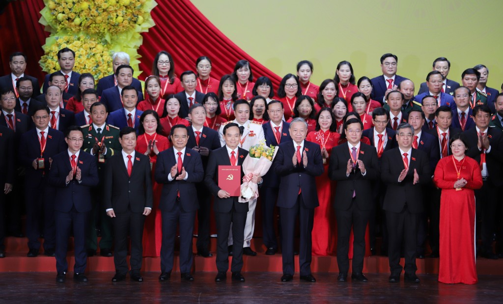 Công bố Ban Thường vụ Thành ủy TP Hồ Chí Minh nhiệm kỳ 2025