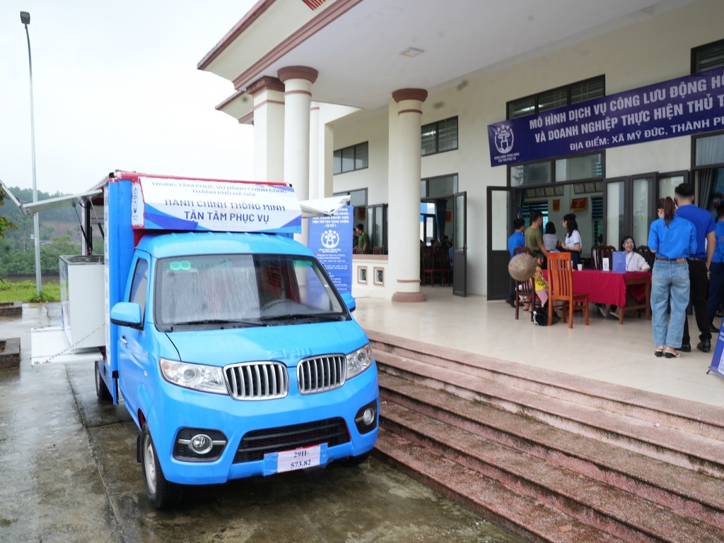 Hà Nội triển khai mô hình Dịch vụ công lưu động”