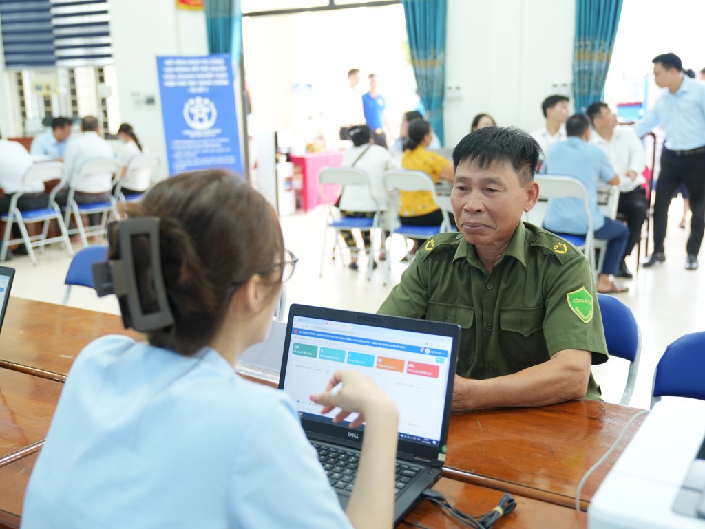 Hà Nội triển khai mô hình Dịch vụ công lưu động”