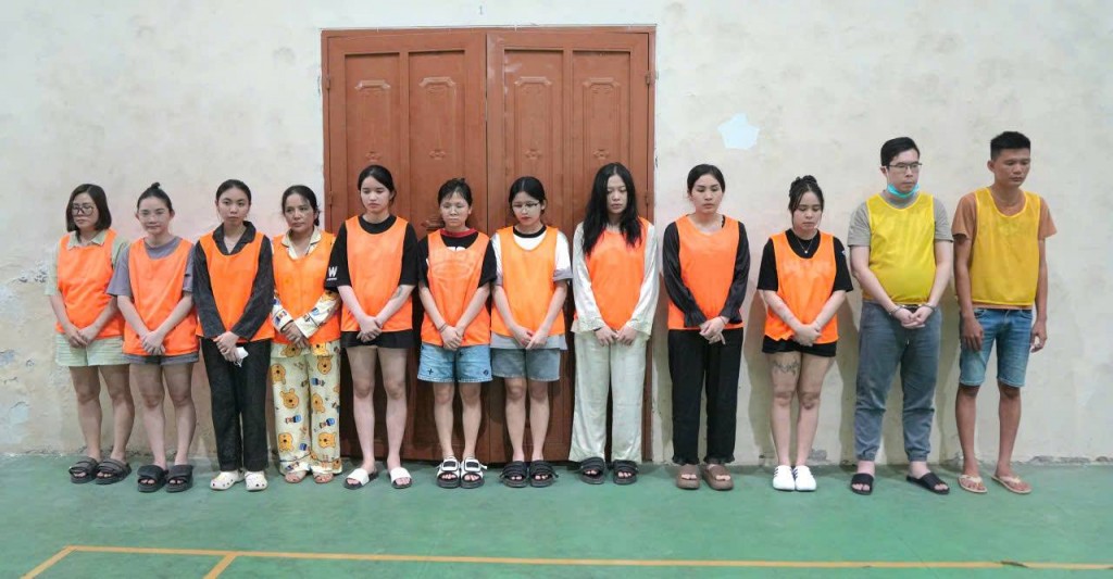 Các đối tượng tại cơ quan Công an Các đối tượng tại cơ quan Công an