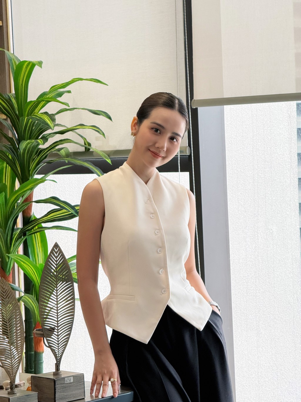 Phan Minh Huyền lần đầu được... làm mẹ trên sóng truyền hình