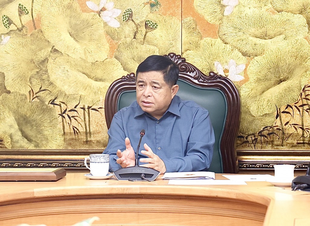 Phó Thủ tướng đặc biệt lưu ý và khuyến khích TCL chuyển giao công nghệ, công đoạn sản xuất phù hợp cho các đối tác Việt Nam nào có đủ điều kiện tham gia - Ảnh: VGP/Thu Sa