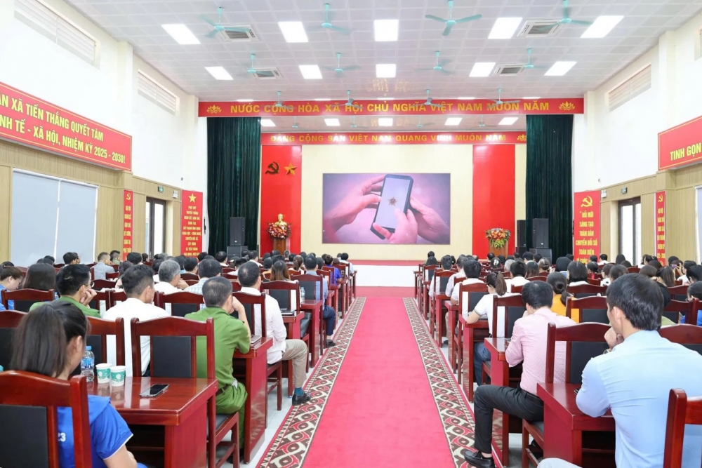 Sức sống mới từ chính quyền 2 cấp tại xã Tiến Thắng Sức sống mới từ chính quyền 2 cấp tại xã Tiến Thắng