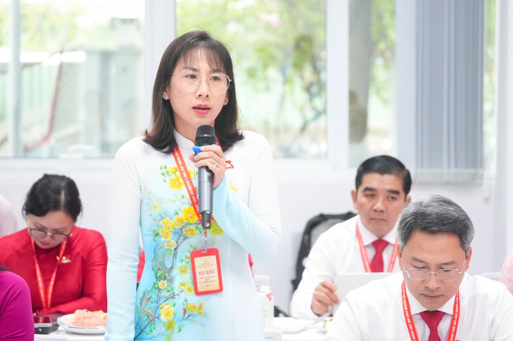 Giám đốc Sở Nội vụ TP Hồ Chí Minh Phạm Thị Thanh Hiền phát biểu (ảnh: Hữu Hạnh)