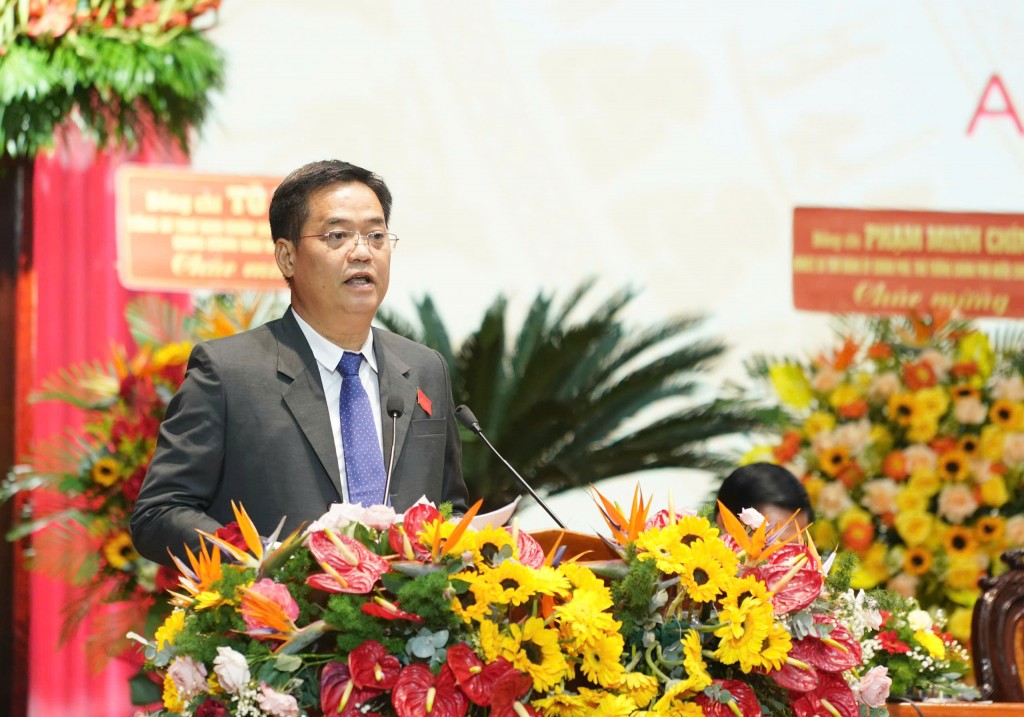 Bí thư đặc khu Phú Quốc Lê Quốc Anh phát biểu tại Đại hội đại biểu Đảng bộ tỉnh An Giang lần thứ I, nhiệm kỳ 2025 - 2030 Bí thư đặc khu Phú Quốc Lê Quốc Anh phát biểu tại Đại hội đại biểu Đảng bộ tỉnh An Giang lần thứ I, nhiệm kỳ 2025 - 2030