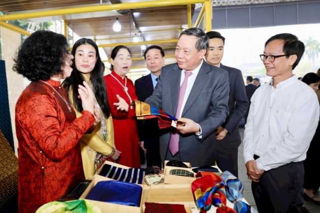 Tiếp tục phát huy giá trị, sức mạnh văn hóa, con người Hà Nội