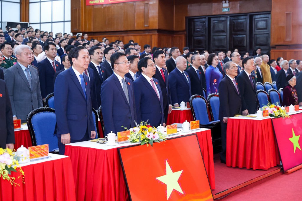 Đồng chí Phạm Minh Chính, Ủy viên Bộ Chính trị, Bí thư Đảng ủy, Thủ tướng Chính phủ đến dự và chỉ đạo Đại hội đại biểu Đảng bộ tỉnh Thanh Hoá lần thứ XX - Ảnh: VGP/Nhật Bắc