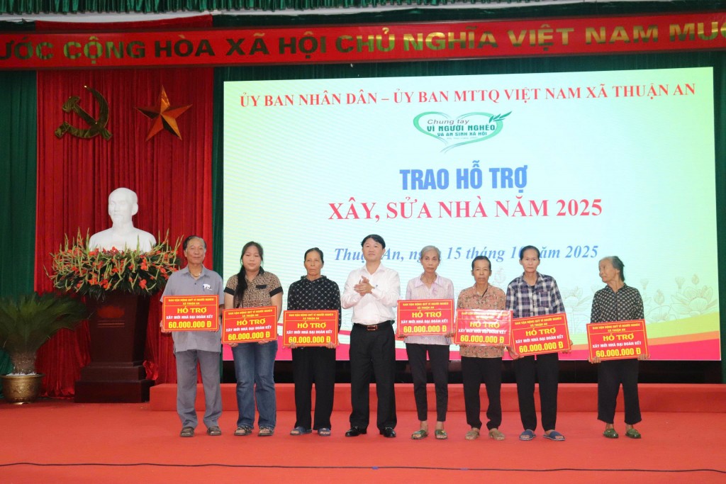 Quỹ “Vì người nghèo&amp;quot; xã Thuận An tiếp nhận gần 749 triệu đồng