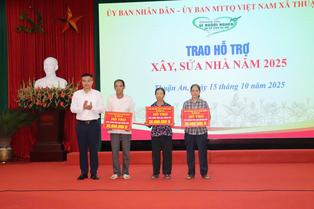 Quỹ “Vì người nghèo&amp;quot; xã Thuận An tiếp nhận gần 749 triệu đồng