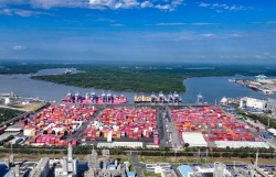 Hướng tới vai trò cửa ngõ trung chuyển quốc tế
