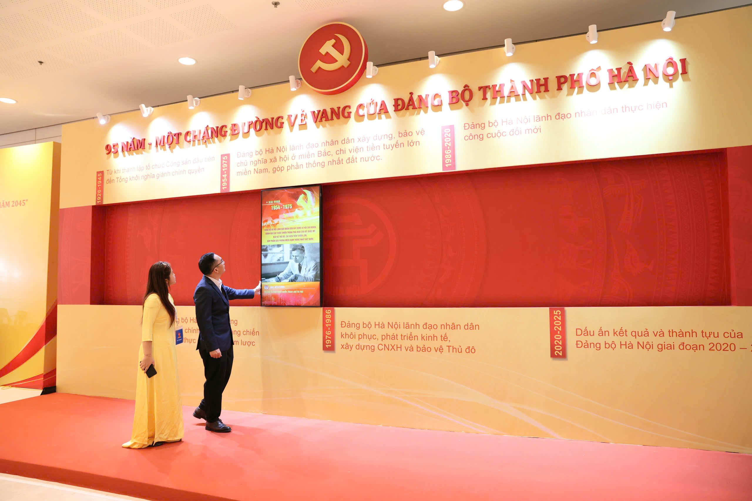 Công nghệ kể chuyện lịch sử và phác họa tương lai Thủ đô