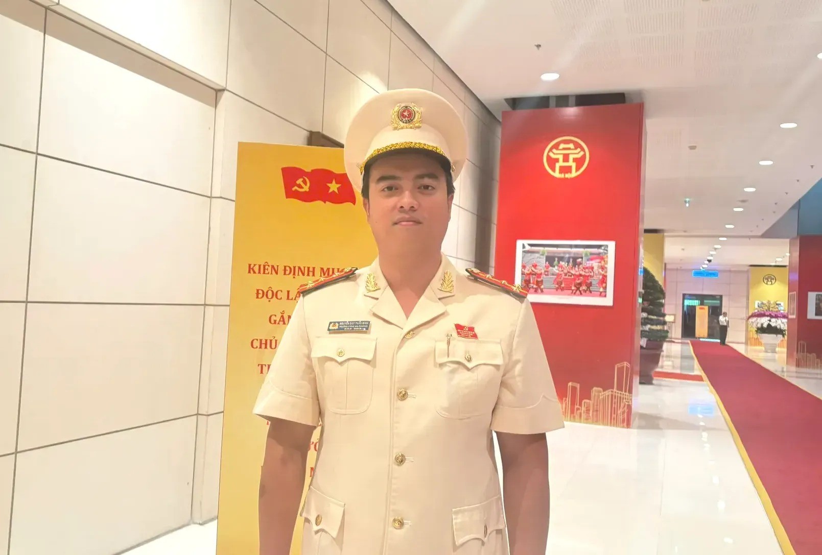 Đại úy Nguyễn Duy Tuấn Minh, Trưởng Công an phường Ô Chợ Dừa