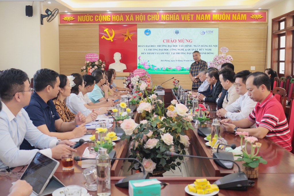 Tăng cường hợp tác đào tạo, phát triển nguồn nhân lực chất lượng cao