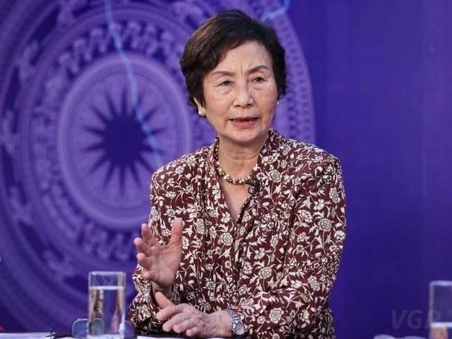 Tin tưởng vào chính quyền phục vụ và vì dân Tin tưởng vào chính quyền phục vụ và vì dân