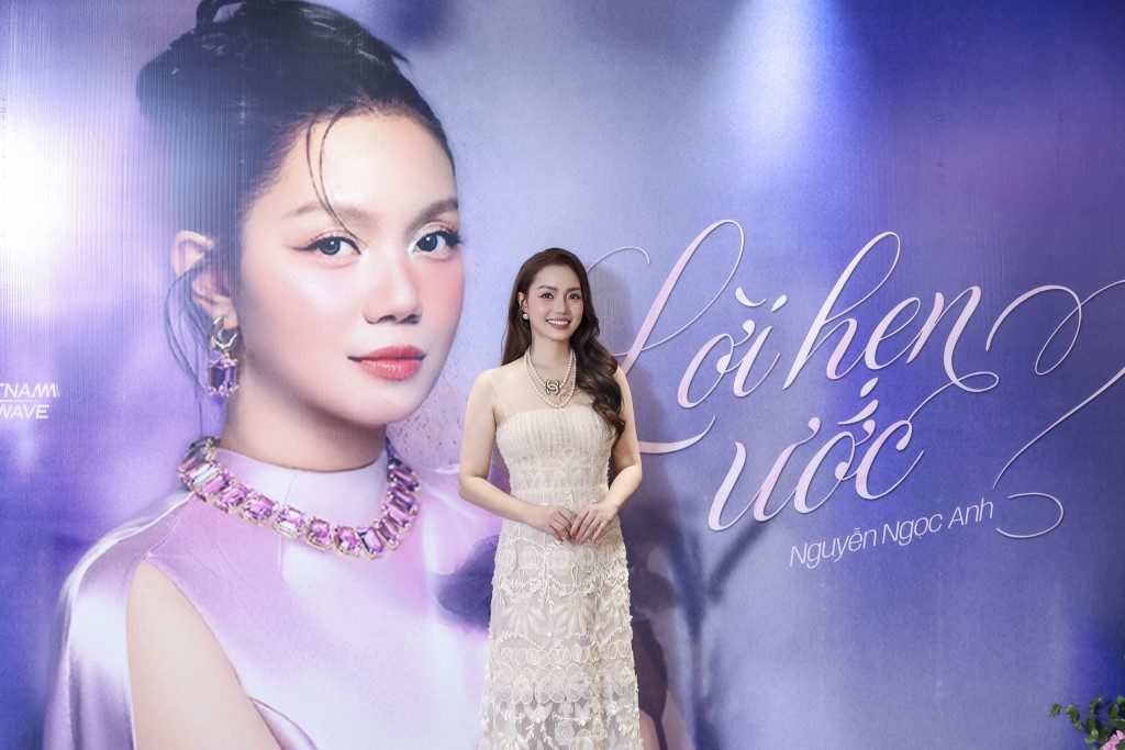 Nữ ca sĩ ngày càng đằm thắm, thăng hoa trong nhan sắc, cuộc sống và sự nghiệp