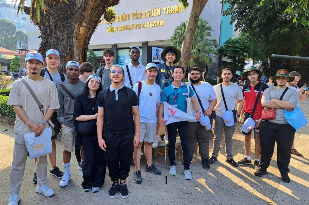 Du lịch TP Hồ Chí Minh đặt mục tiêu đạt 10 triệu khách quốc tế trong năm Du lịch TP Hồ Chí Minh đặt mục tiêu đạt 10 triệu khách quốc tế trong năm