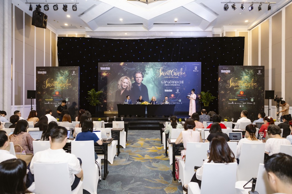Secret Garden mong muốn được ủng hộ người Việt khắc phục bão lụt