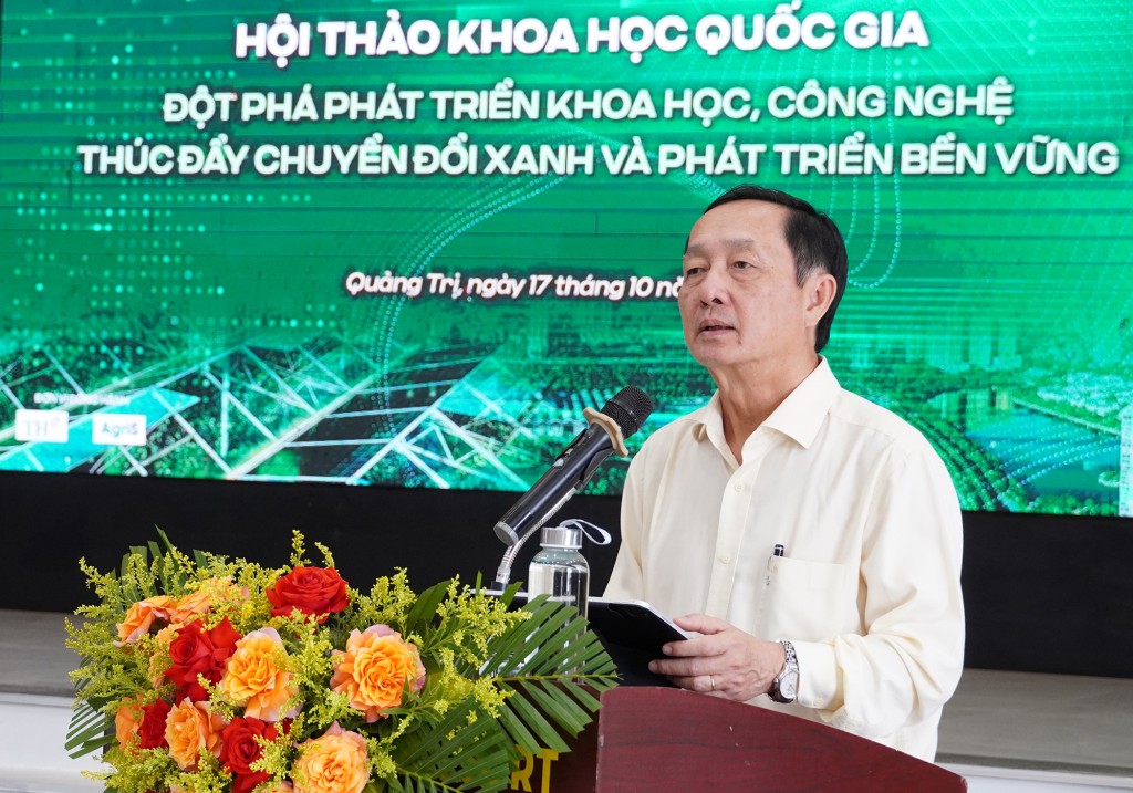 Ủy viên Trung ương Đảng, Phó Trưởng ban Tuyên giáo và Dân vận Trung ương Huỳnh Thành Đạt phát biểu chỉ đạo tại hội thảo