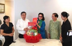 Lãnh đạo TP Hồ Chí Minh thăm, tri ân văn nghệ sĩ tiêu biểu