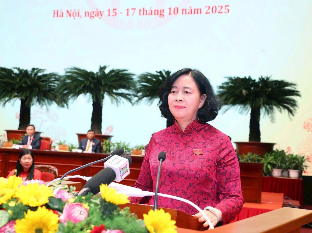 Bí thư Thành ủy Hà Nội Bùi Thị Minh Hoài phát biểu bế mạc Đại hội. Ảnh: Viết Thành