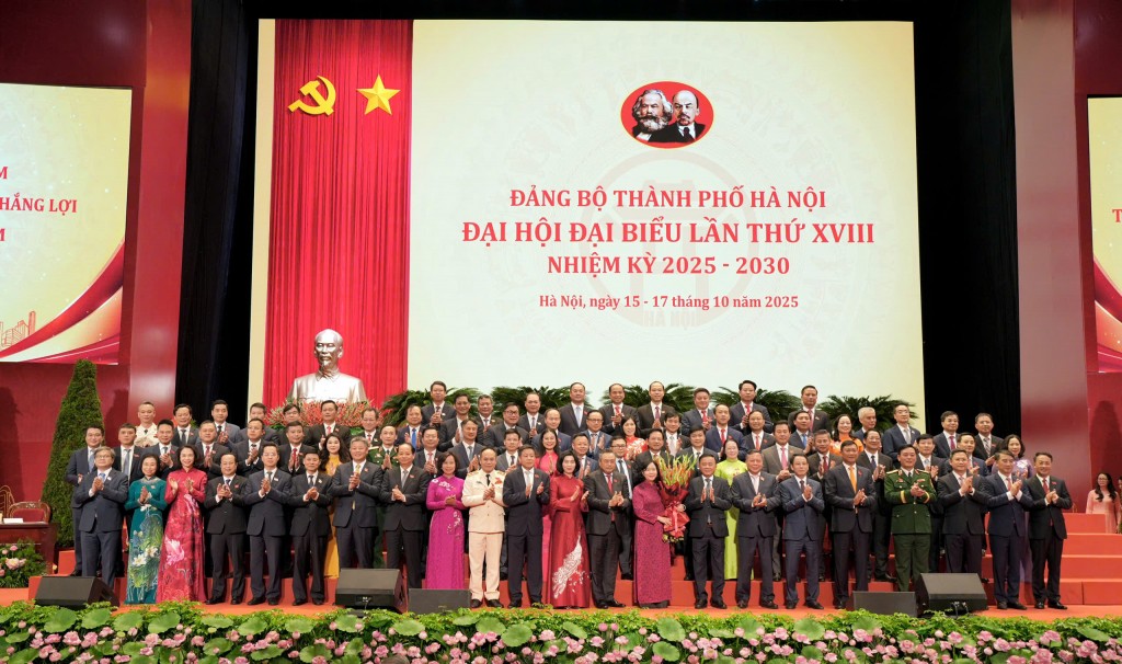 Đêm nghệ thuật mừng thành công Đại hội Đảng bộ Thành phố Hà Nội
