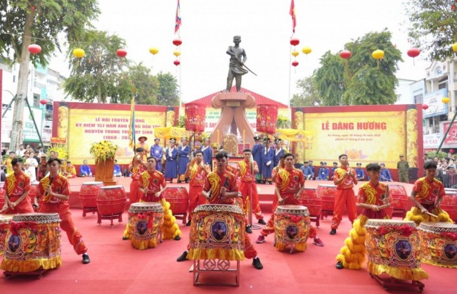 Hành trình về nguồn thiêng liêng
