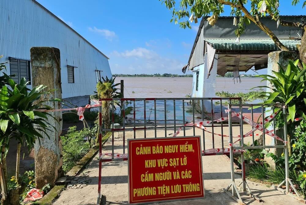 Sạt lở bờ sông Tiền, thuộc khóm Tân Tịch, phường Cao Lãnh, tỉnh Đồng Tháp. 