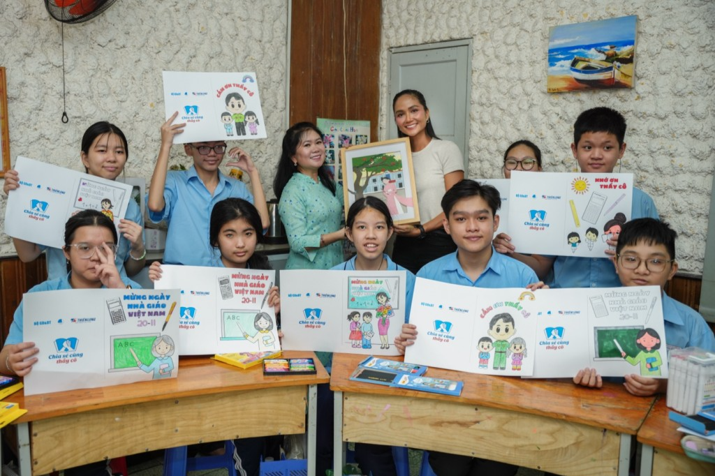 Tuyên dương 80 giáo viên trong chương trình “Chia sẻ cùng thầy cô