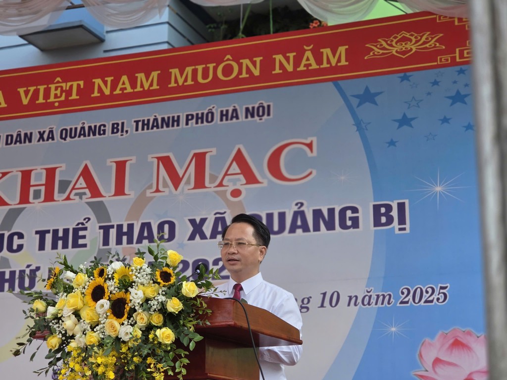 Đồng chí Bùi Mạnh Thắng, Phó Bí thư Đảng ủy, Chủ tịch UBND xã Quảng Bị phát  biểu khai mạc