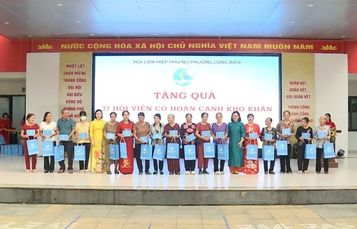 Khơi dậy tinh thần khởi nghiệp trong phụ nữ phường Long Biên