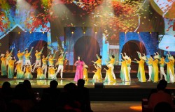 Mãn nhãn chương trình nghệ thuật trong Lễ trao Giải Báo chí