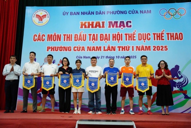 Gần 2000 VĐV tham dự Đại hội TDTT phường Cửa Nam lần thứ I