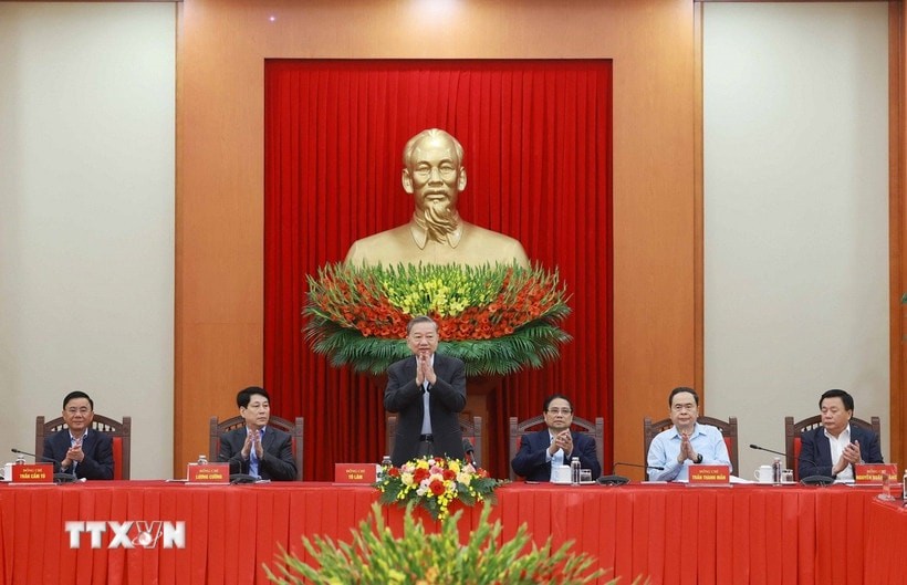 Tổng Bí thư Tô Lâm phát biểu tại phiên họp Tiểu ban Văn kiện Đại hội XIV của Đảng. (Ảnh: Thống Nhất/TTXVN) Tổng Bí thư Tô Lâm phát biểu tại phiên họp Tiểu ban Văn kiện Đại hội XIV của Đảng. (Ảnh: Thống Nhất/TTXVN)