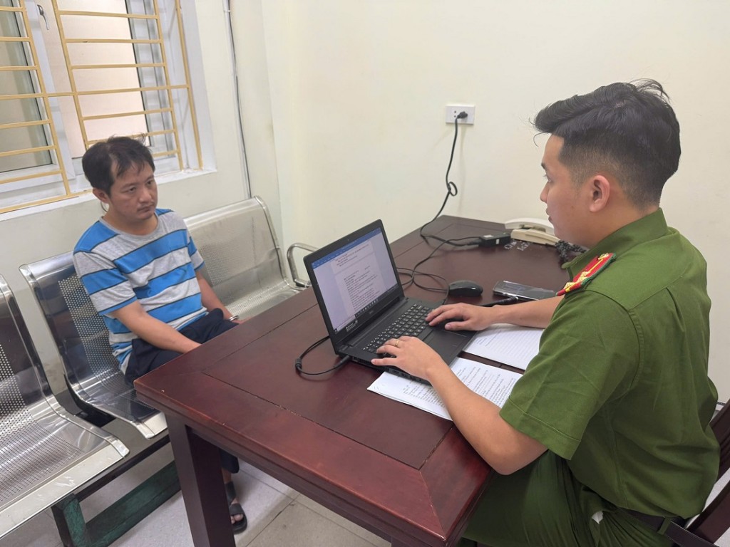 Đối tượng Lê Thành Công tại cơ quan Công an Đối tượng Lê Thành Công tại cơ quan Công an