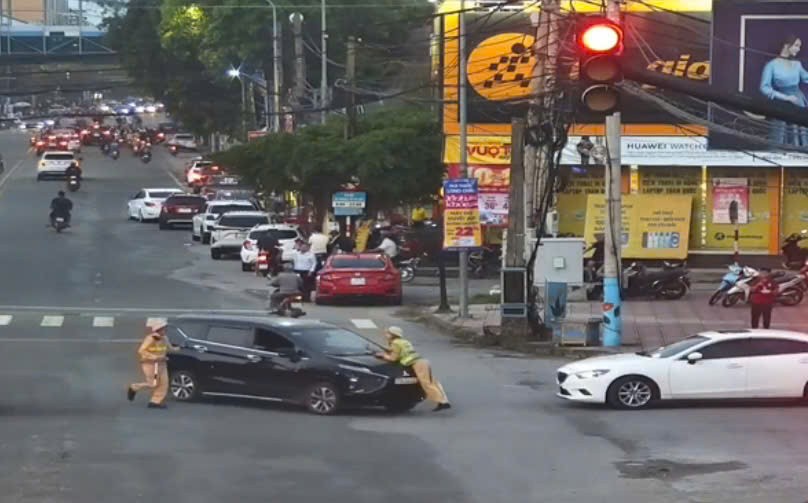 Hình ảnh tại hiện trường Hình ảnh tại hiện trường