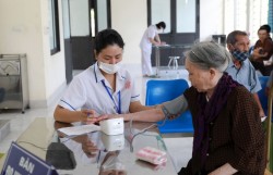 Đảm bảo quyền lợi BHYT của người bệnh do ảnh hưởng của bão, lũ