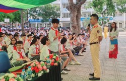 Lan tỏa ý thức chấp hành luật giao thông từ học đường