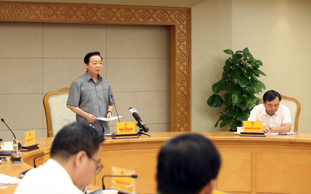 Phó Thủ tướng Trần Hồng Hà yêu cầu các đài khí tượng thủy văn phải tiếp tục nâng cao năng lực, đặc biệt là công tác cảnh báo sớm - Ảnh: VGP/Minh Khôi Phó Thủ tướng Trần Hồng Hà yêu cầu các đài khí tượng thủy văn phải tiếp tục nâng cao năng lực, đặc biệt là công tác cảnh báo sớm - Ảnh: VGP/Minh Khôi