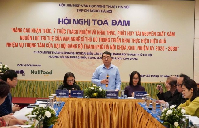 Phát huy vai trò của văn nghệ sĩ trong phát triển Thủ đô