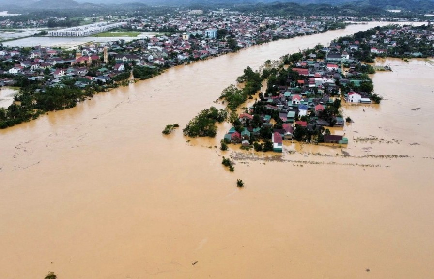 Đình hoãn các cuộc họp không cấp bách để tập trung triển khai ứng phó bão, mưa lũ, ngập lụt