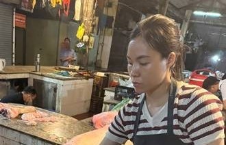 Khởi tố nhóm đối tượng mua bán lợn mắc dịch tả lợn Châu Phi