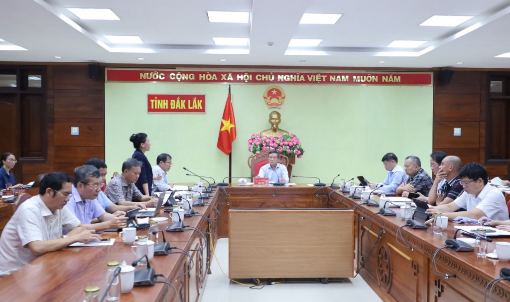 Phó Chủ tịch UBND tỉnh Đào Mỹ chủ trì cuộc họp với các ngành, đơn vị, địa phương liên quan nhằm đánh giá tình hình đầu tư, hoạt động, quản lý, quy hoạch của các cụm công nghiệp trên địa bàn tỉnh