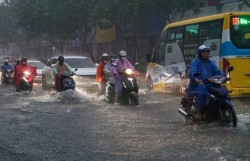 Bão số 12 suy yếu thành áp thấp nhiệt đới