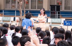 "Gieo mầm" văn hóa giao thông cho học sinh